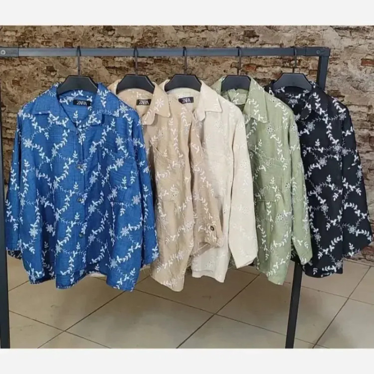 شومیز گلدوزی شده جنس پارچه صوفیا فری سایز مدل دالیا